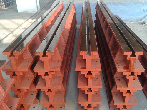 機床機身，地軌